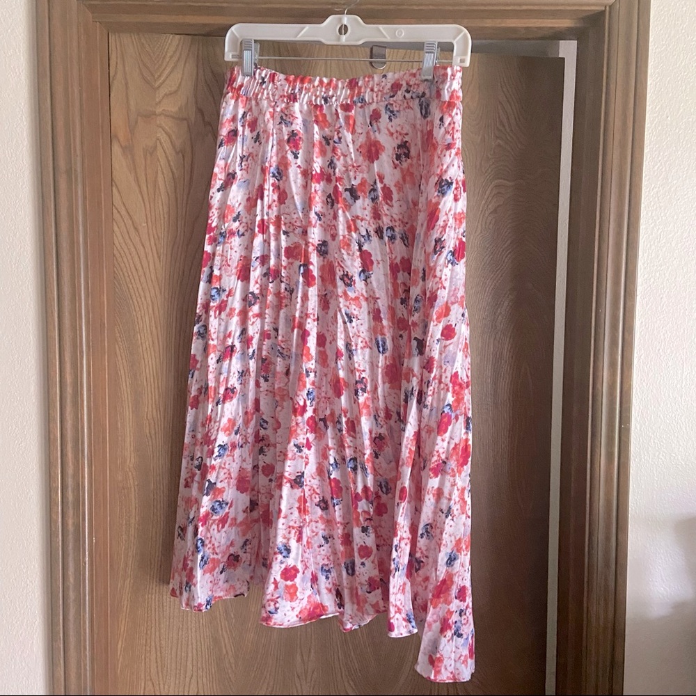 Time and tru skirt